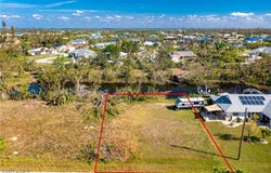 9582 Salt Lake Street, Port Charlotte, FL 33981