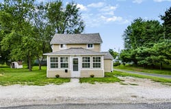 607 Walnut Street, Jerseyville, IL 62052