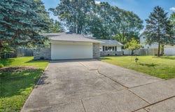 4499 Camellia Lane, North Olmsted, OH 44070