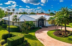 3554 SE Fairway E, Stuart, FL 34997