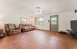 22816 S BONNEY RD, Colton, OR 97017