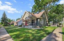 2641 Forest Grove Avenue SW, Wyoming, MI 49519