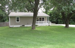 2 N Oakland Drive, Caseyville, IL 62232