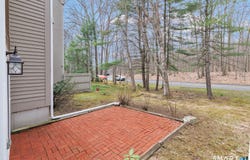 11 Greystone, Shelton, CT 06484