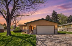 370 10th St, Windsor, CO 80550