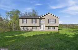 174 OPEN FIELD Lane, FALLING WATERS, WV 25419