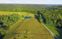 7977 White Oak Flatt Rd, Sparta, TN 38583