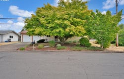 2919 SE OAK ST, Albany, OR 97322