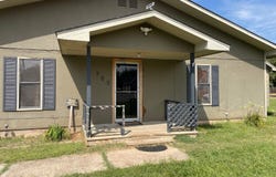 503, 505, 507 E Main St, Marlow, OK 73055