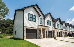 22136 VILLAGE PARKWAY, HELENA, AL 35080