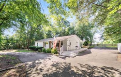 17 Dennis Creek, South Dennis, NJ 08210