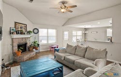 512 Mockingbird Lane, Lockhart, TX 78644