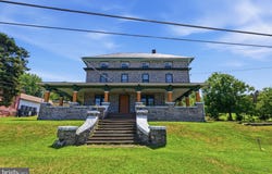 2611 HAMPDEN Boulevard, READING, PA 19604