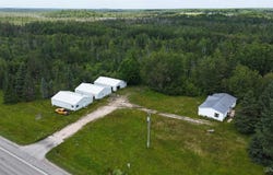 1226 W US Highway 2, Gulliver, MI 49840