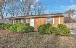 16322 Plymouth Drive, Markham, IL 60428