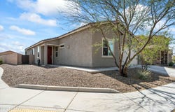 6822 E Via Arroyo Largo, Tucson, AZ 85756