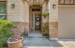 8847 Pinto Cyn, San Antonio, TX 78254