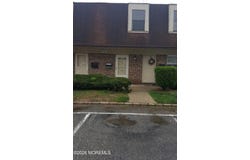 1508 Silver Court, Hamilton Square, NJ 08690