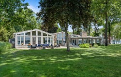 3052 Oakdale Avenue, Hickory Corners, MI 49060