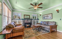 1223 Queen Anne Avenue, Medford, OR 97504