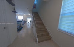 10587 W 33rd Ct, Hialeah, FL 33018