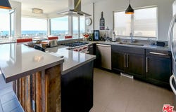 1204 Monterey Blvd, Hermosa Beach, CA 90254