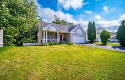 10 Lyford Lane, Poughkeepsie, NY 12601