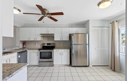 121 Gabriel Cir, NAPLES, FL 34104