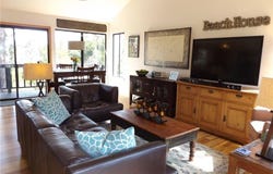 1383 Dreydon Avenue, Cambria, CA 93428