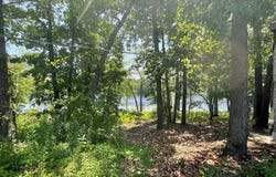 402 VIRGINIA DRIVE, BROWNS MILLS, NJ 08015