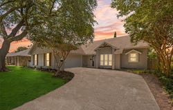 5604 Yacht Club Drive, Rockwall, TX 75032