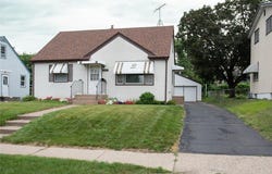 1705 California Avenue E, Saint Paul, MN 55106