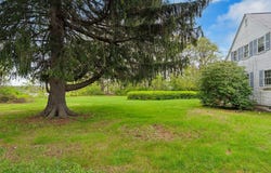 27 Greenway Drive, Falmouth, ME 04105