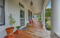 403 East 7th Street, Flatonia, TX 78941