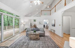 616 HICKORY Circle, LA PLATA, MD 20646