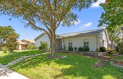 4821 Strickland Avenue, The Colony, TX 75056