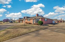 1401 SE SWAN Drive, Bartlesville, OK 74006