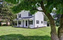 10058 Navarre Road SW, Navarre, OH 44662