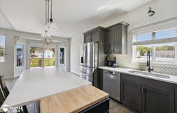 8185 Hidden Cove, Grand Blanc, MI 48439