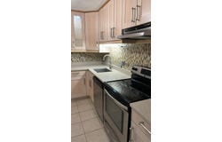 1015 Casa Drive, Schaumburg, IL 60173