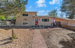 1065 N 19th Street, Colorado Springs, CO 80904