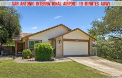 8304 Spring Town St, Converse, TX 78109
