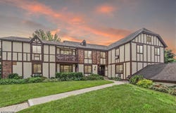 22-i Canterbury Rd, Chatham Twp., NJ 07928-2910
