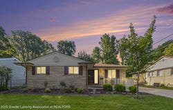 1809 S Holly Way, Lansing, MI 48910