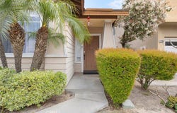 2216 Jeans Court, Signal Hill, CA 90755
