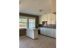 1105 Nowahy Avenue, Clinton, OK 73601