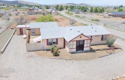 20371 E Sierra Drive, Mayer, AZ 86333