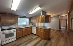 217 SE 4th Ave, Pipestone, MN 56164