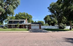 265 19th St SW, Huron, SD 57350