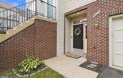 14679 SEASONS DR, CENTREVILLE, VA 20120